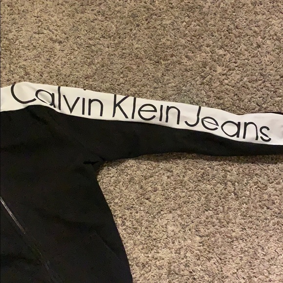 Black Calvin Klein Jacket - Picture 3 of 4
